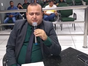 Léo Saturnino diz ter sido boicotado por prefeitura após posicionamento  