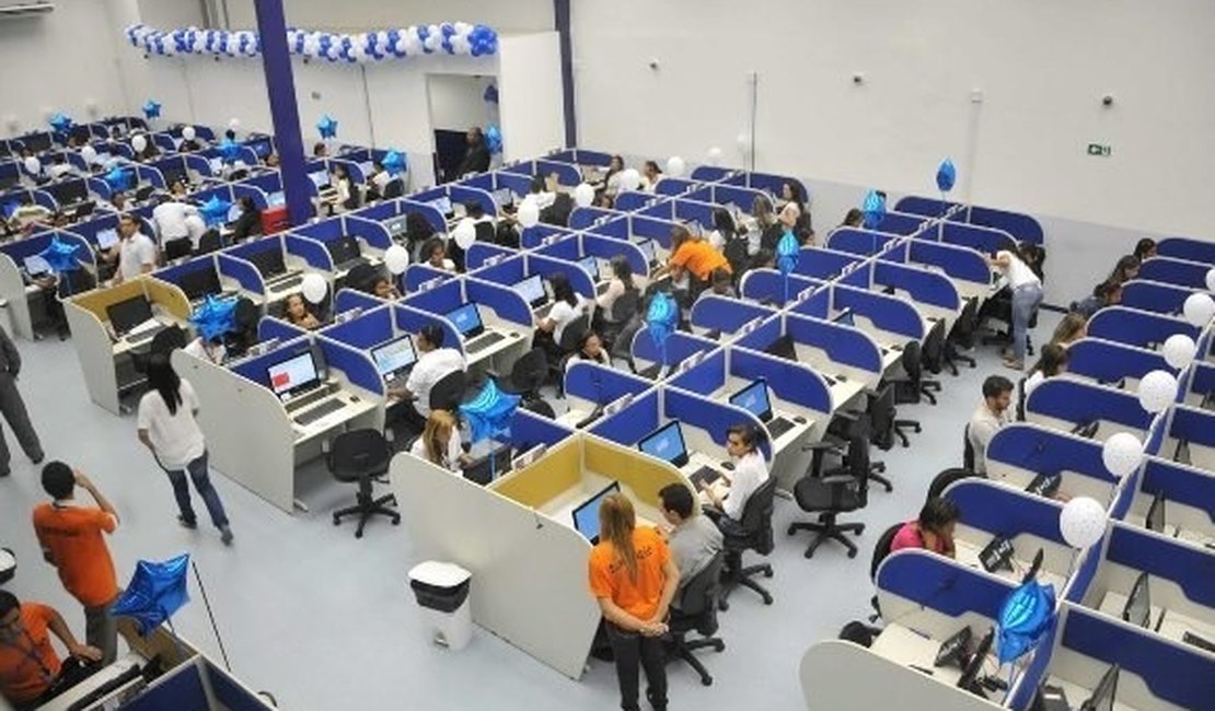 Sine disponibiliza 1.200 vagas para operador de telemarketing