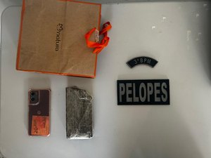 Mulher é presa tentando fazer 'delivery' de maconha em supermercado de Arapíraca