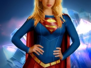 Supergirl vai ganhar série de TV com mesmo produtor de 'Arrow'