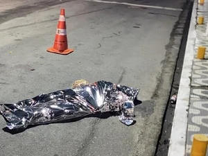 Idosa de 70 anos morre atropelada e condutor foge sem prestar socorro no bairro do Poço