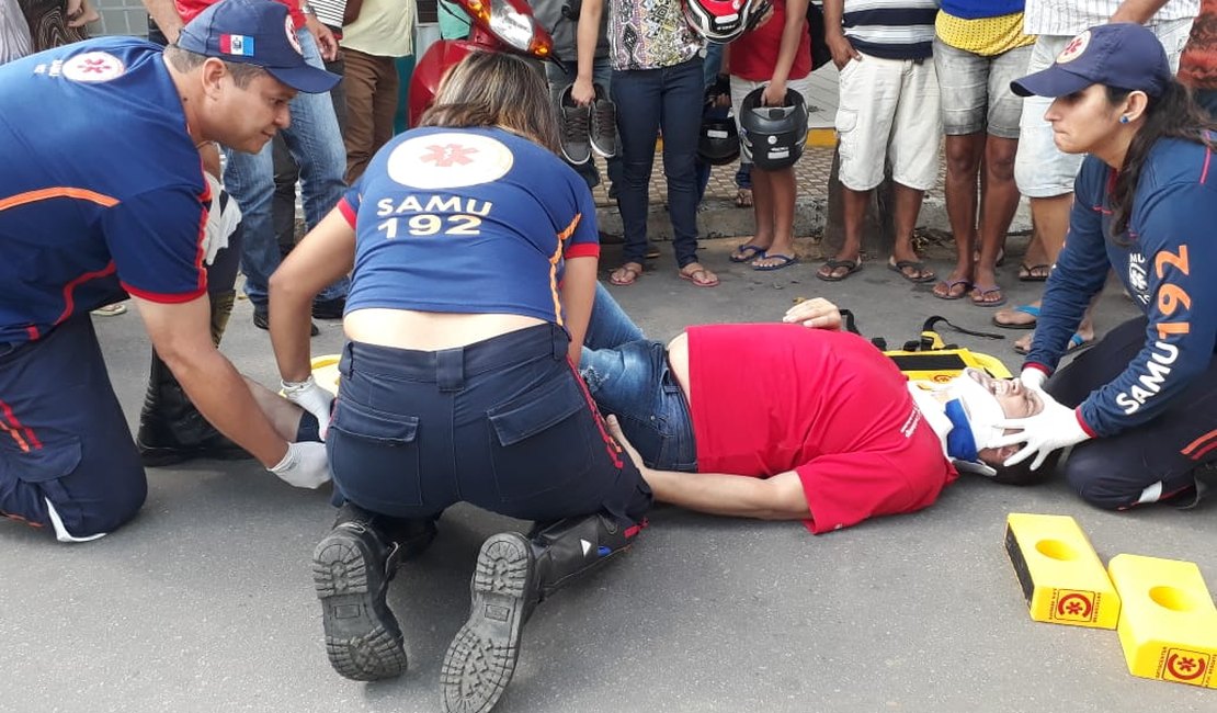 Homem fica ferido após colisão entre moto e carro, em Palmeira dos Índios