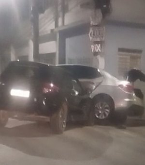 Motorista avança semáforo é causa colisão em cruzamento de Arapiraca
