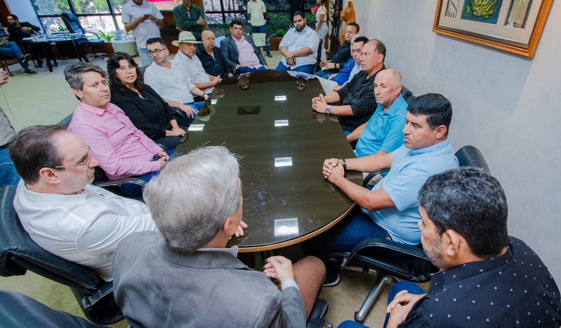 Dra. Fany participa de encontro na Capital que fortalece aliança com o estado