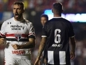 São Paulo, Goiás, Cruzeiro, Inter, Joinville e Sport vencem e ficam com vantagem