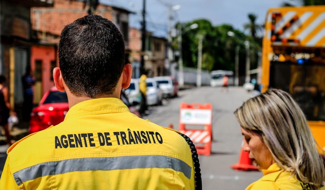 Trânsito na Pajuçara voltará a ser mão dupla na próxima segunda (1º)