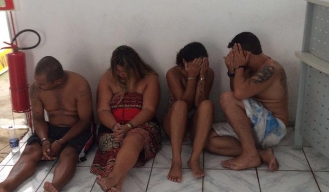 Um morre e dezessete  são presos durante operação