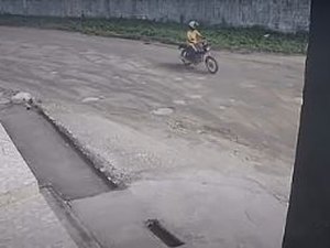 Professora consegue fugir de tentativa de assalto devido rua esburacada em Arapiraca