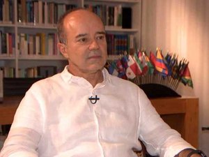 Roberto Cabrini traz entrevista exclusiva com juiz Roberto Caldas
