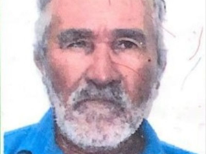 Idoso morre e sobrinho fica ferido após colisão entre motocicletas
