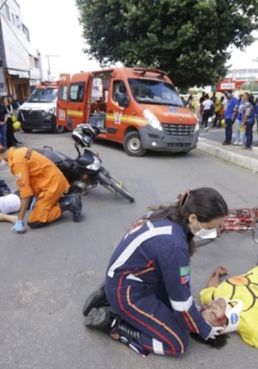 Maio Amarelo começa em Palmeira com ação impactante e reforça alerta pela vida no trânsito