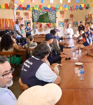 Prefeita Tia Júlia se reúne com equipe de segurança e organização para ajustes finais do FIPI