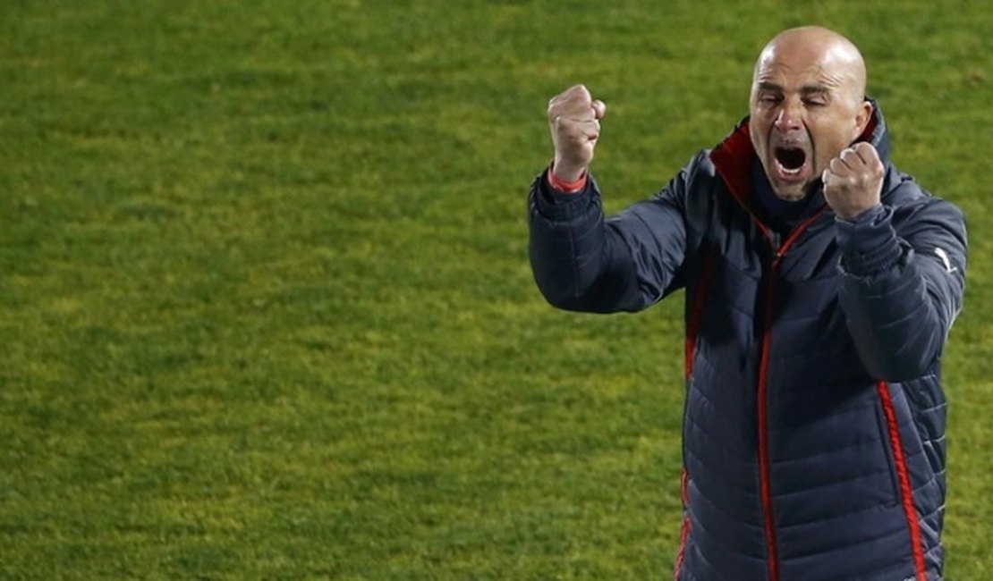 Inter aposta em novo técnico gringo e tenta tirar Jorge Sampaoli do Chile