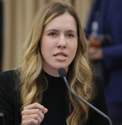Cibele reforça compromisso pela garantia de empregos de servidores da Casal