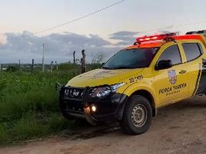 Homem morre atropelado por caminhão ao deitar-se em estrada próximo à Serra das Pias