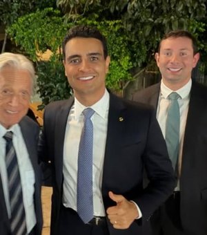 Quem integrou a comitiva de JHC em Brasília para reunião com cúpula do PSDB nacional