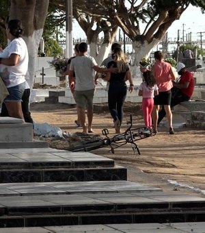 [Vídeo] Cemitérios de Arapiraca voltam a receber o público no Dia de Finados, confira a programação