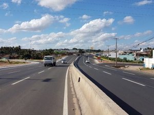 Acidente entre motocicleta e carro deixa um ferido na AL 110