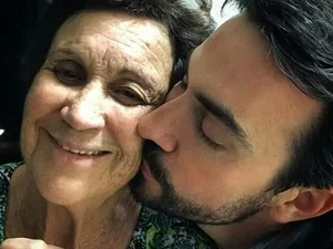 Mãe do Padre Fábio de Melo é intubada: 'Me desolou muito'