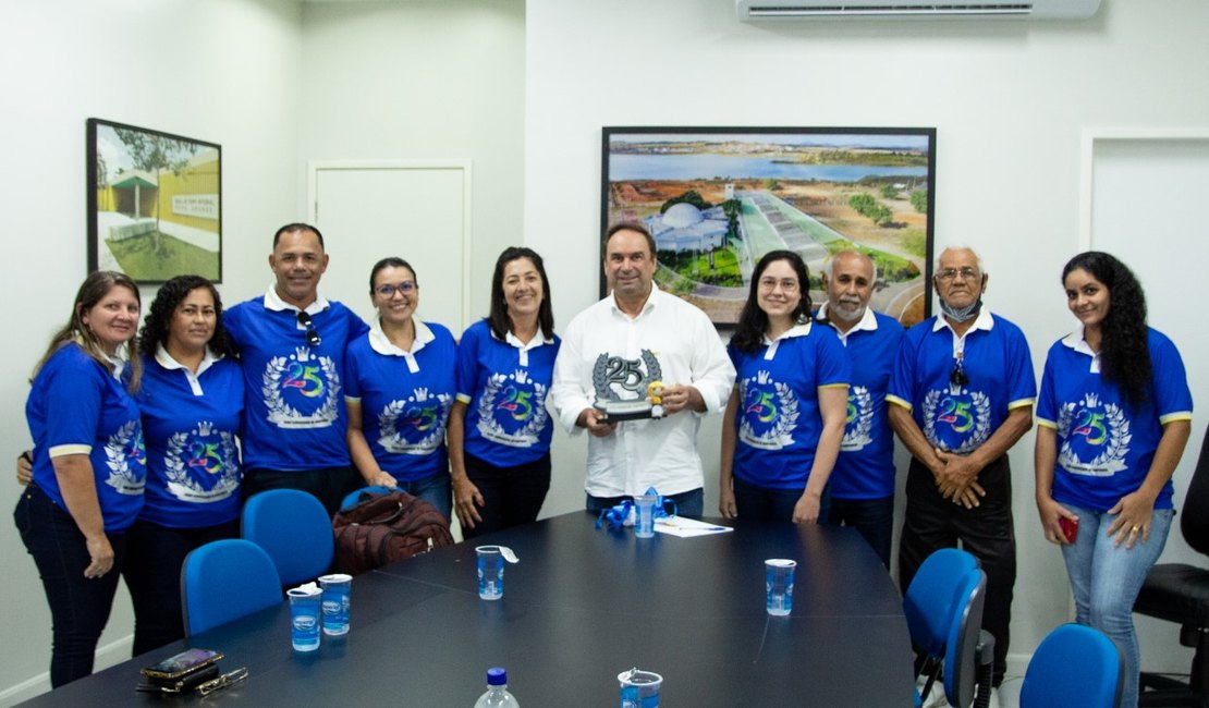 Luciano Barbosa é homenageado nos 25 anos do programa AABB Comunidade