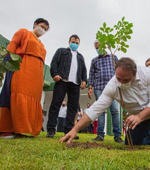 Prefeito Luciano Barbosa anuncia plantio de árvores para homenagear vítimas da Covid-19