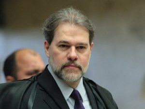 Exame de Dias Toffoli para coronavírus dá negativo