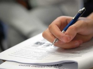 Semana de provas: aprendizado real ou um ritual de ansiedade coletiva?