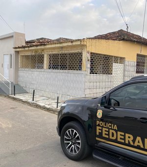 [Vídeo] PF faz operação contra estelionato em agências da Caixa em Alagoas e bloqueia meio milhão