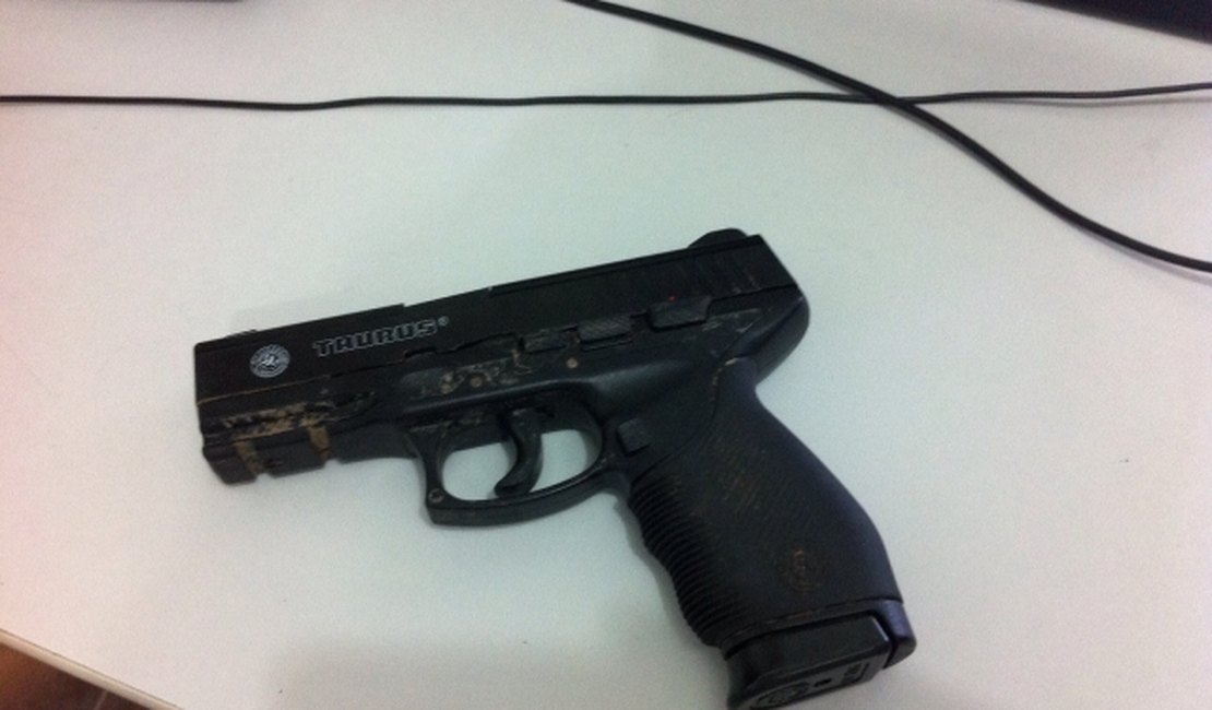 Ex-reeducando rouba moto, é perseguido e preso com arma de brinquedo