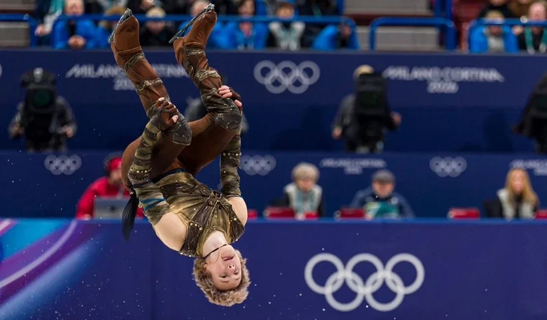 Patinador vai à final após realizar movimento proibido por 50 anos