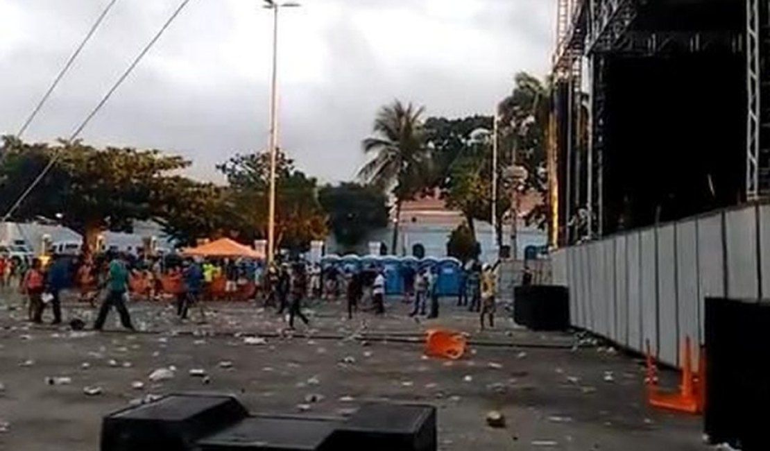 Evento em Maceió termina em tumulto e confusão