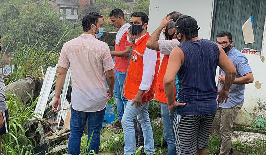 Chuvas: JHC lidera força-tarefa de orientação e apoio às famílias de áreas de risco