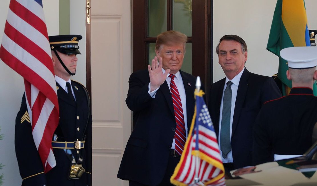 Bolsonaro e Trump se encontram na Casa Branca