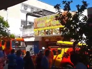 Princípio de incêndio em estabelecimento comercial em Maceió