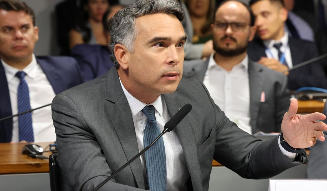 Deputado Rafael Brito apresenta PL que veta incentivos fiscais a empresas que causem danos ao meio ambiente