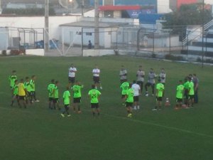 ASA treina com portões fechados e Vilar aguarda recuperação de três jogadores