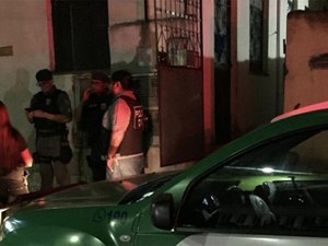 Moradores encontram cadáver em caixa d'água após sentirem odor estranho na água