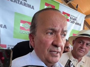 Governador chama Renan Filho de “velhaco” após críticas sobre obras em Santa Catarina