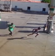 Frentista reage a assalto e expulsa criminosos com golpes de marreta no Ceará
