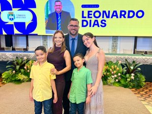 Leonardo Dias é reempossado na Câmara de Maceió: ‘continuaremos firmes com nosso compromisso’