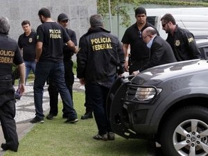 PF investiga fraudes nos quatro maiores fundos de pensão do país