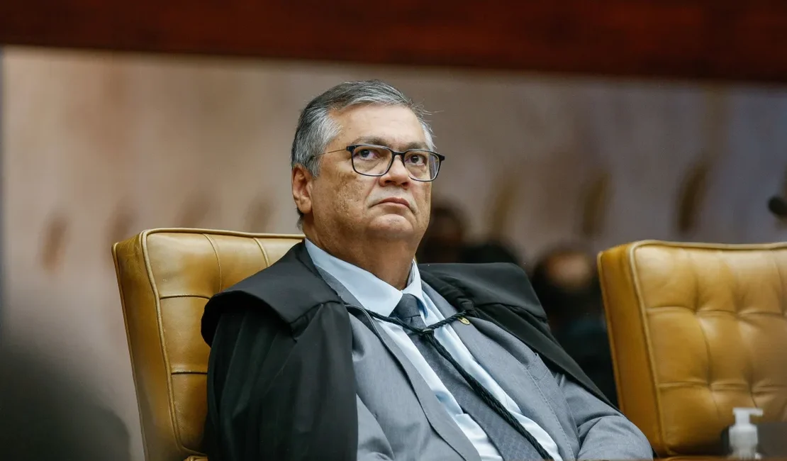 Dino determina reintegração de Andrei Rodrigues ao comando da PF