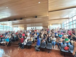 Técnicos administrativos da Ufal aprovam greve com início nesta sexta-feira (27)