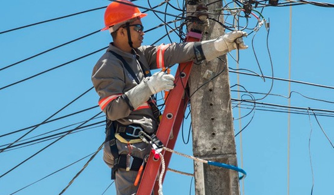 Falta de energia é registrada em sete bairros de Maceió