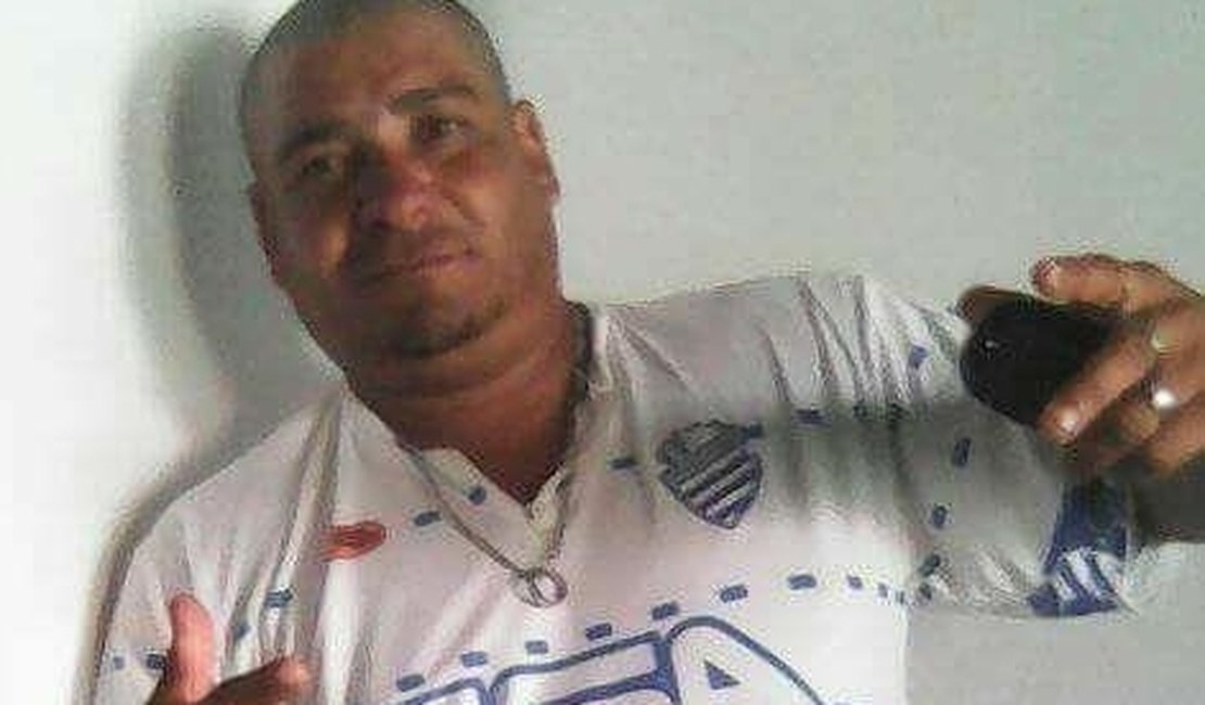 Homem é assassinado a facadas em Matriz do Camaragibe