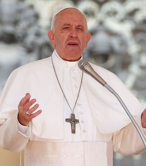 Papa Francisco pede que incêndios na Amazônia 'sejam controlados o mais rápido possível'