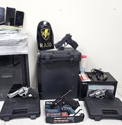 Ação integrada da PM-AL e GAESF cumpre mandados e apreende materiais ilícitos em Maceió e no Pilar