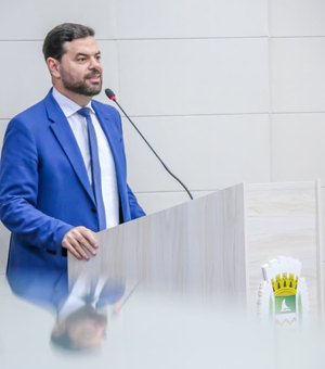 Chico Filho cobra providências da concessionária Sanama por prejuízos no bairro da Santa Lúcia