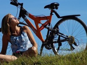 Por que é saudável tomar sol durante o isolamento social