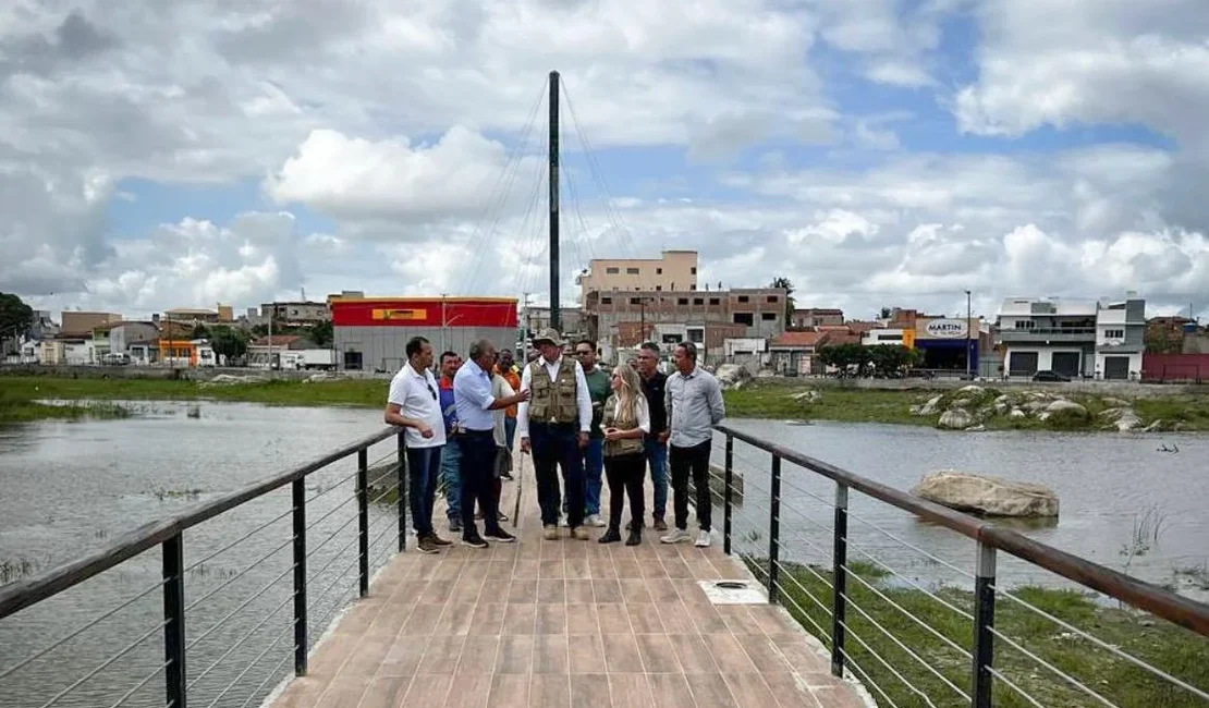 Prefeito de São José da Tapera recebe visita do MPAL e do IMA na obra da Lagoa Caiçara